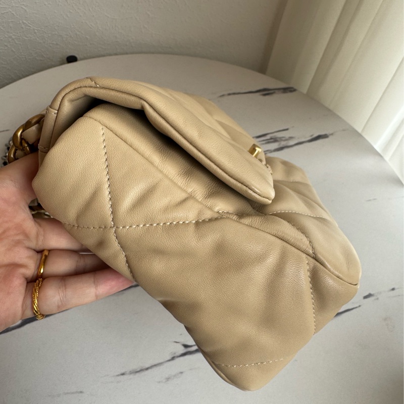 Chanel 奶茶色19金釦26-3