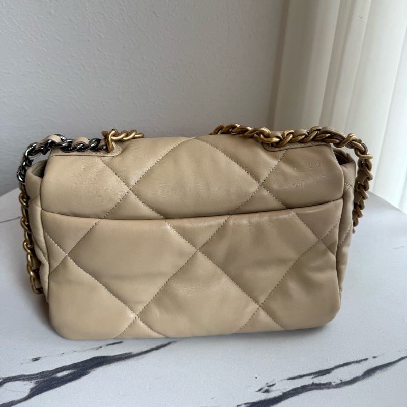 Chanel 奶茶色19金釦26-6