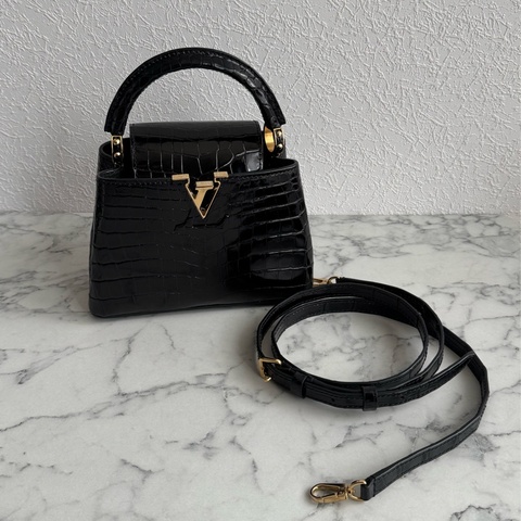 LV 黑鱷魚壓紋mini capucines手提兩用包