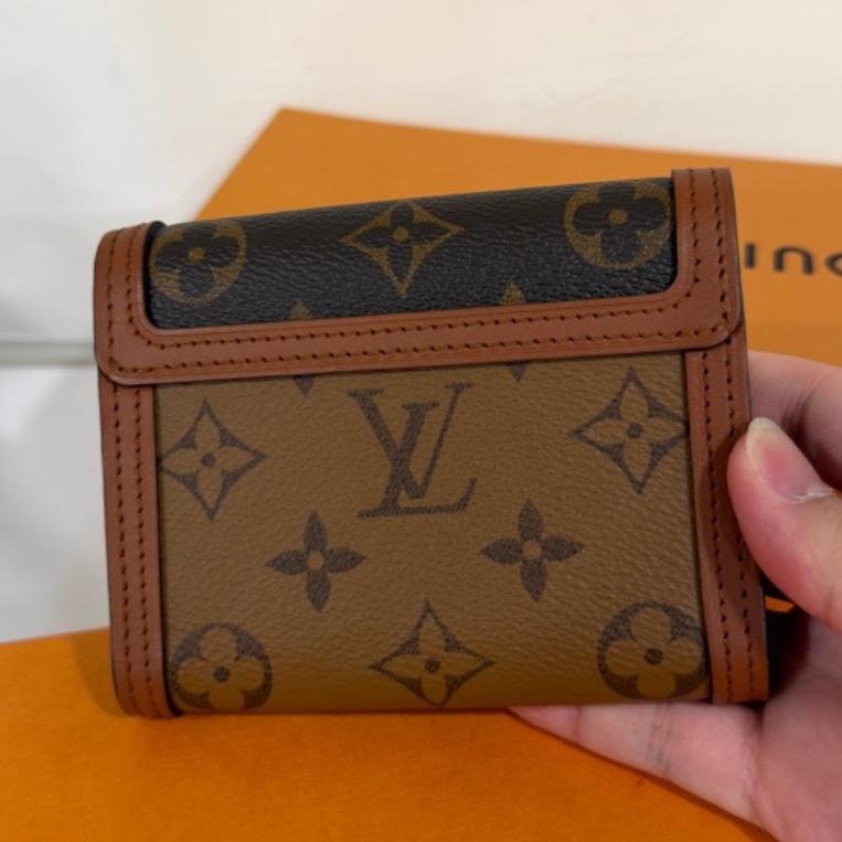 Louis Vuitton路易威登達芙妮三折短夾有零錢袋💰全新全配有購證-3