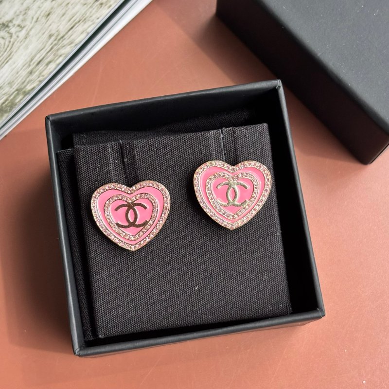 ::CHANEL:: ABD343 粉色愛心銀邊水鑽雙C針式耳環 CC Heart Earrings Pink Crystals Gold Tone-1