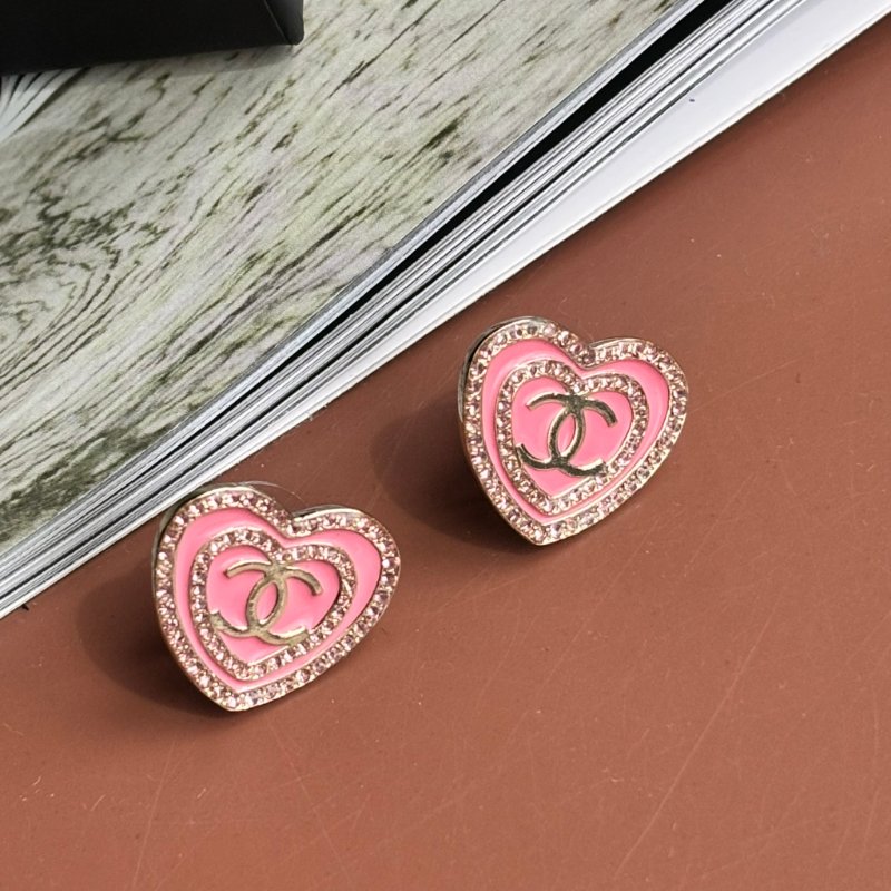 ::CHANEL:: ABD343 粉色愛心銀邊水鑽雙C針式耳環 CC Heart Earrings Pink Crystals Gold Tone-2