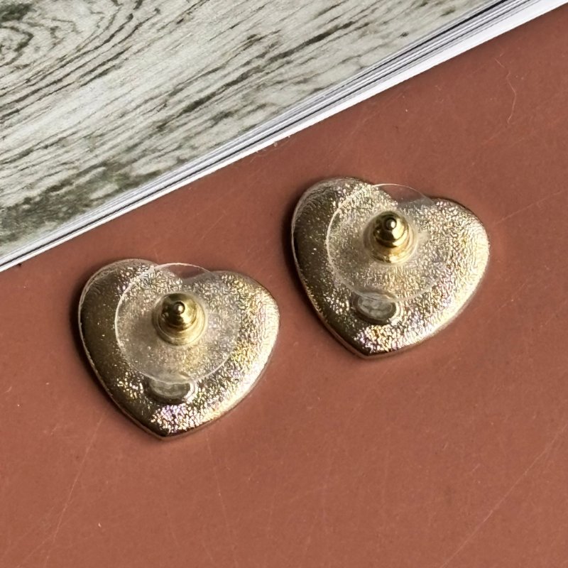 ::CHANEL:: ABD343 粉色愛心銀邊水鑽雙C針式耳環 CC Heart Earrings Pink Crystals Gold Tone-5