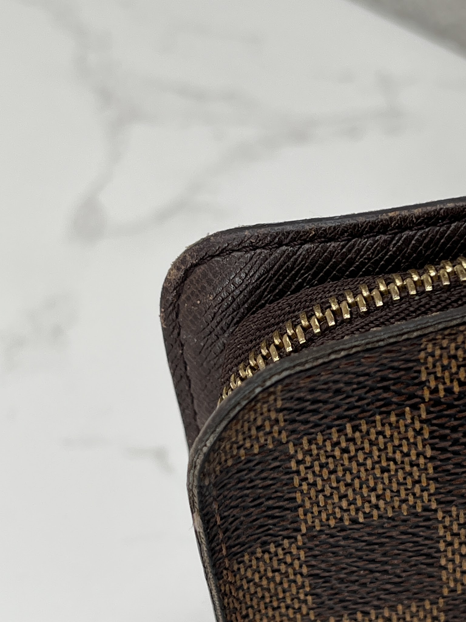 香緹國際精品 棋盤格 拉鍊長夾 971-2