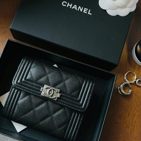 CHANEL香奈兒LeBoy系列黑色荔枝牛皮三折短夾可加鏈條