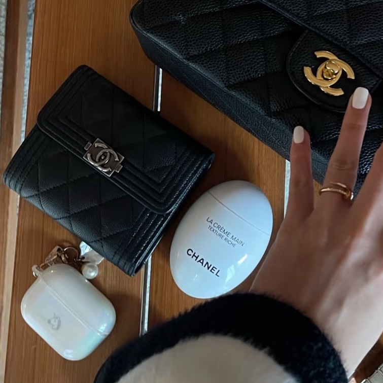CHANEL香奈兒LeBoy系列黑色荔枝牛皮三折短夾可加鏈條-1