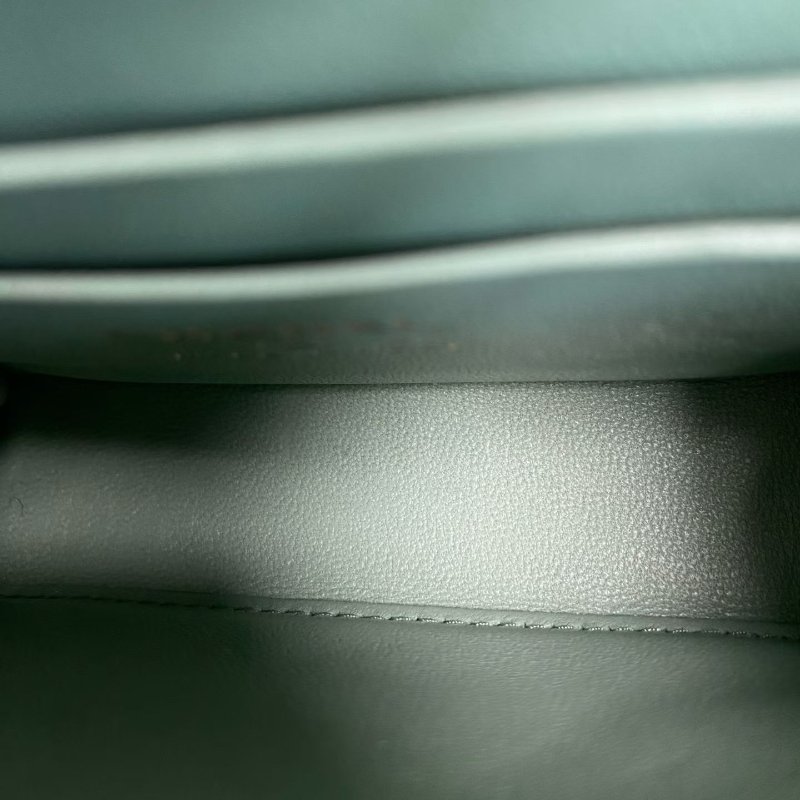 Chanel mini手柄小廢包 新款標 粉色拼綠色羊皮 金扣 11*10*3 98新配件塵袋-6