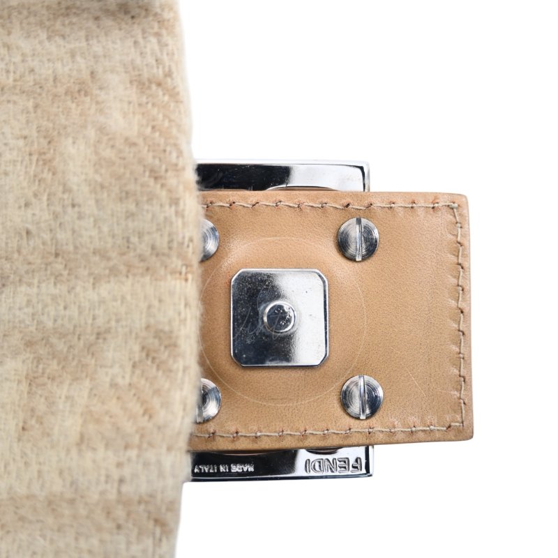 中古 芬迪 Fendi 米色 Beige  Zucca Baguette 法棍包 羊毛與皮革-26