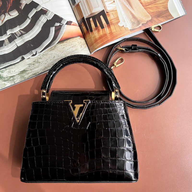 特殊皮革 超甜割愛::LOUIS VUITTON:: LV MINI CAPUCINES 黑色鱷魚皮金釦手提斜背兩用包-0