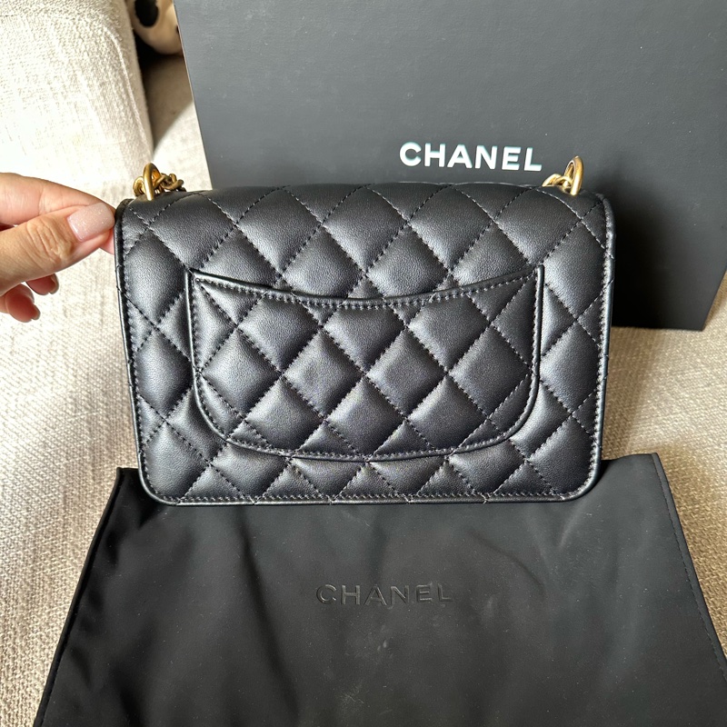 Chanel woc 山茶花調節扣🖤容量大好裝 只揹一次幾乎全新-1