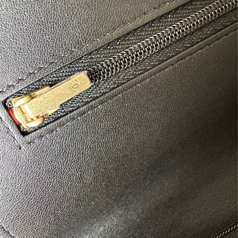 Chanel woc 山茶花調節扣🖤容量大好裝 只揹一次幾乎全新-25