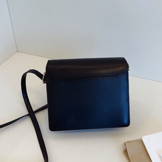 近新品 Hermes愛馬仕 Roulis19 Mini 黑金 ec皮-1