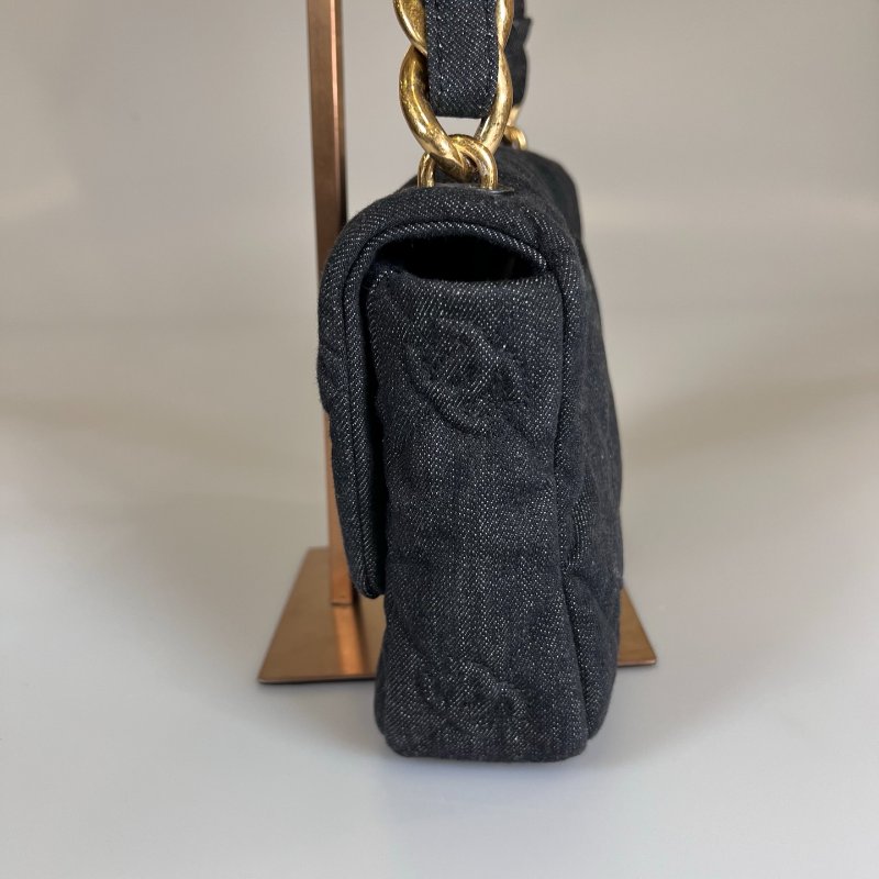 CHANEL 季節款牛仔粗金鍊單肩包 AS3216/晶片款-2