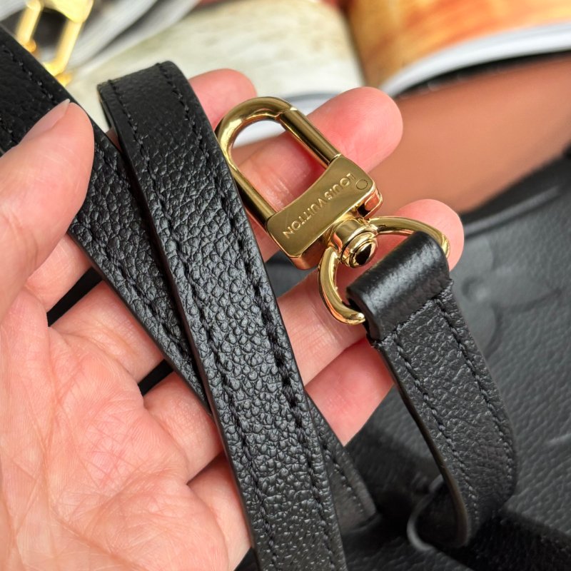 絕版商品 專櫃斷貨::LOUIS VUITTON:: LV Bagatelle M46002 黑色壓紋肩背包 手提包-11