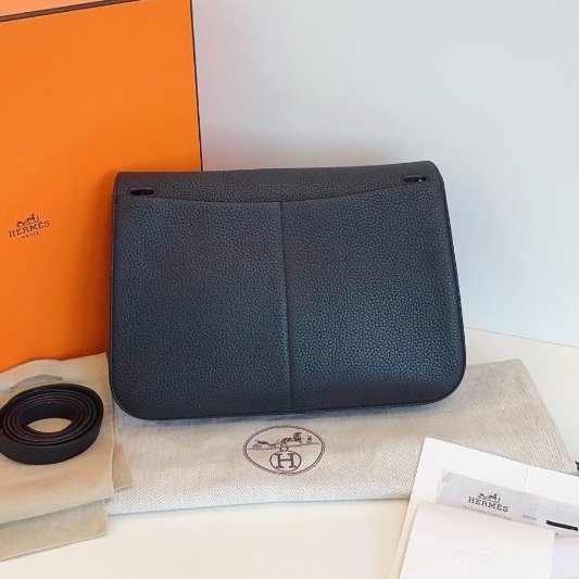 近新品 Hermes愛馬仕 Halzan31郵差包-1
