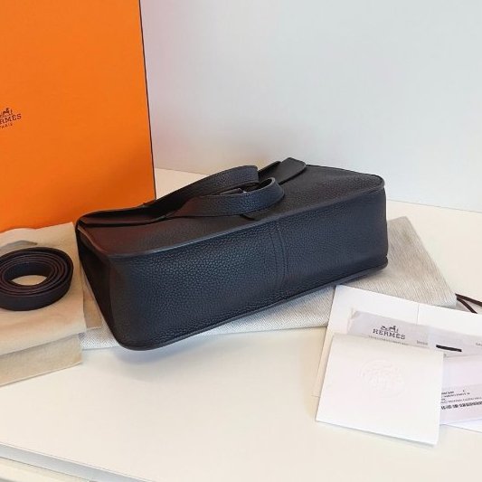 近新品 Hermes愛馬仕 Halzan31郵差包-9
