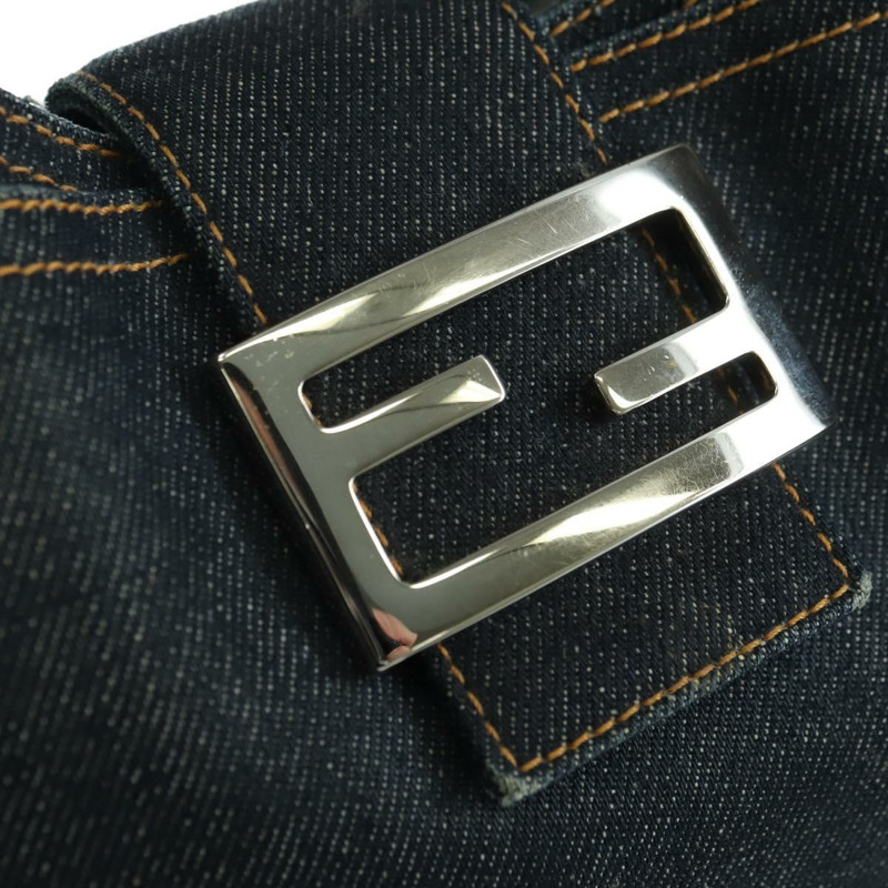 【日本直送】FENDI Mamma Baguette 單肩包 牛仔藍 海軍藍 銀色 正品 am11393V-17