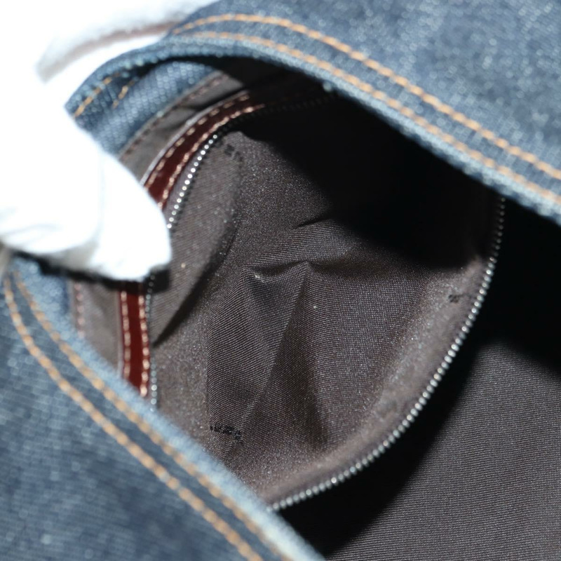 【日本直送】FENDI Mamma Baguette 單肩包 牛仔藍 海軍藍 銀色 正品 am11393V-24