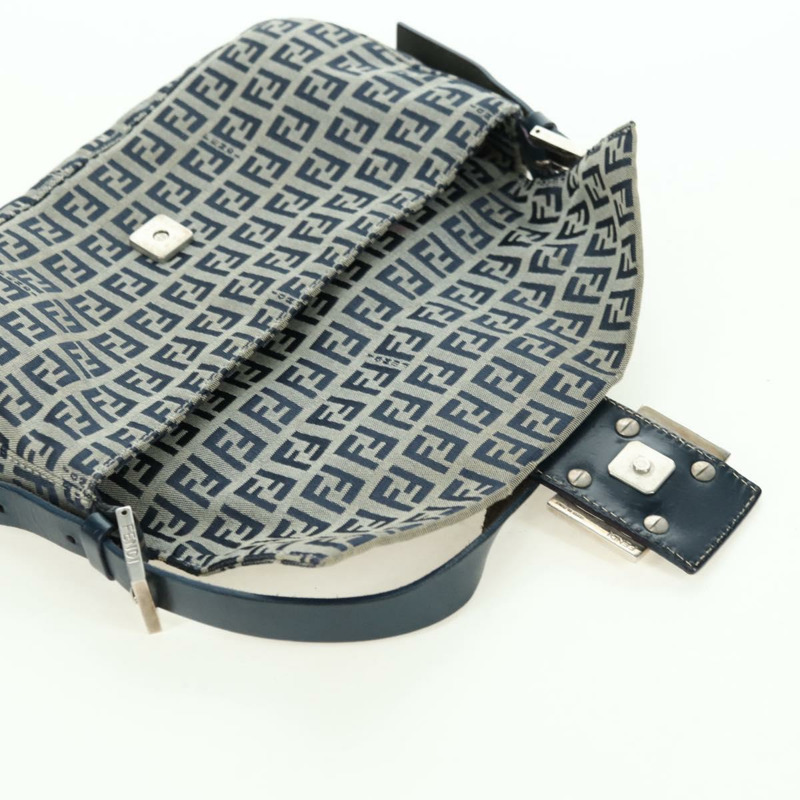 【日本直送】FENDI Zucchino帆布Mamma Baguette單肩包 海軍藍/銀色 正品 176216SAM-8