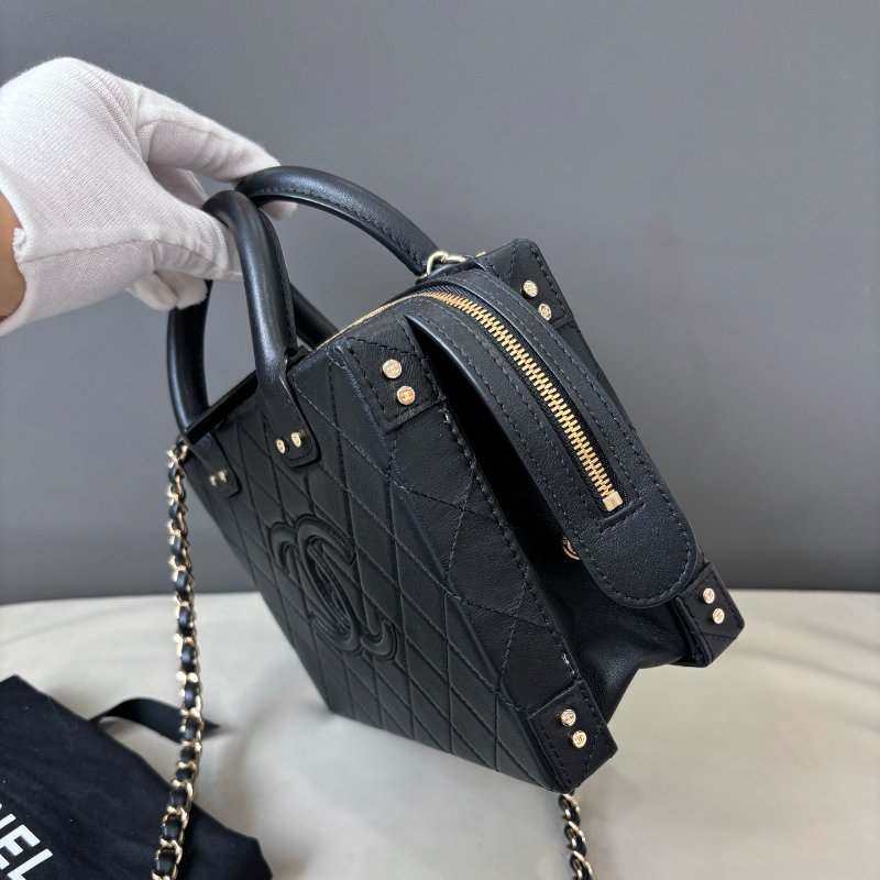 近新品 香奈兒/Chanel 黑金化粧盒子包 芯片款-3