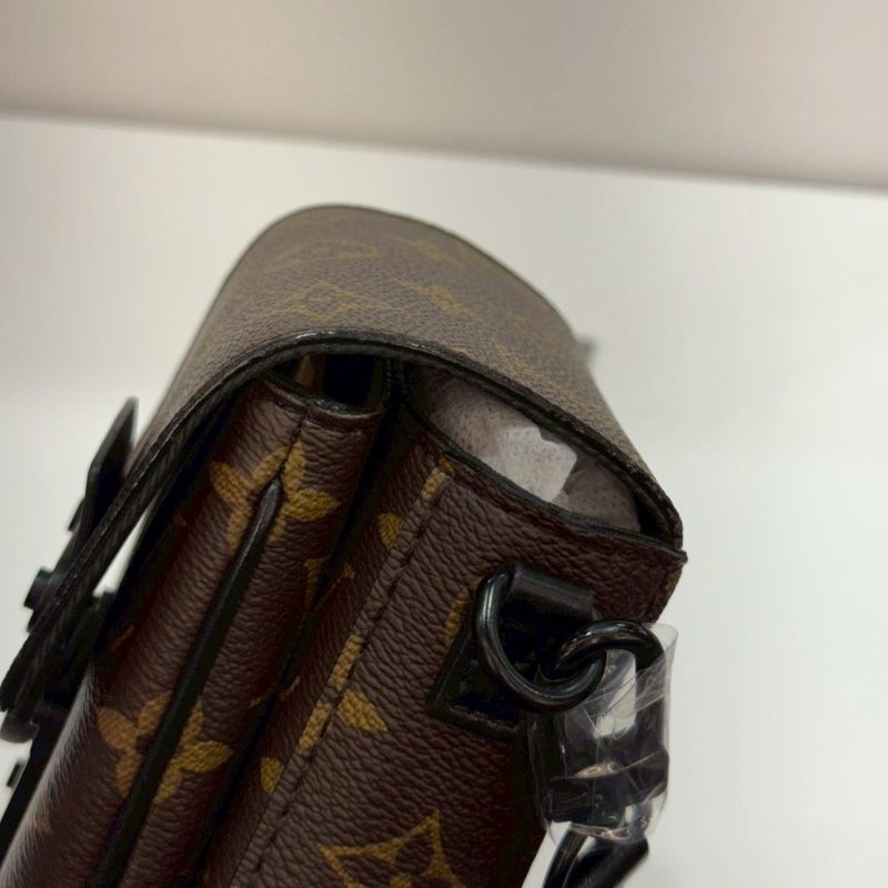 LV 斜背包/側背包 M81522 85成新-13