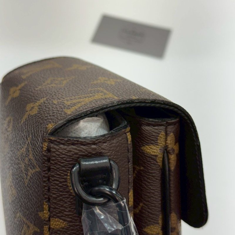 LV 斜背包/側背包 M81522 85成新-14