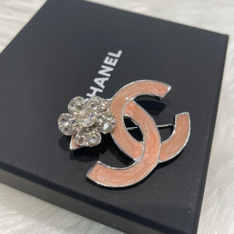CHANEL 砝瑯雙C水鑽花朵胸珍-0