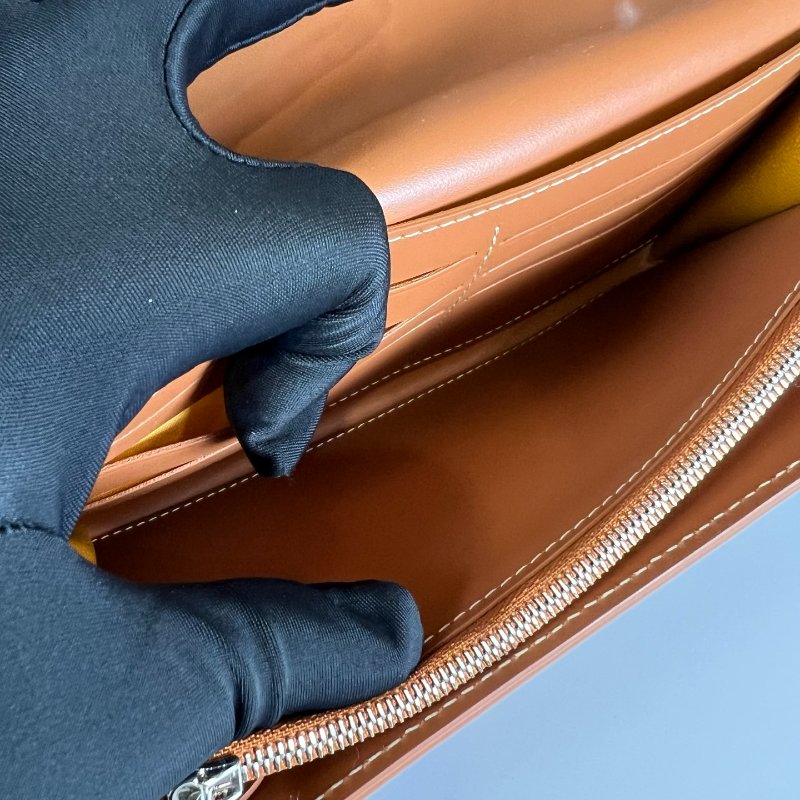 GOYARD 020562 黑棕老花WOC 肩背包-5