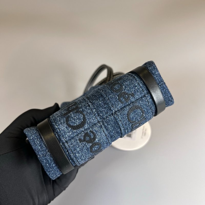 全新品 CHLOE 藍牛仔WOODY NANO 肩背包-4