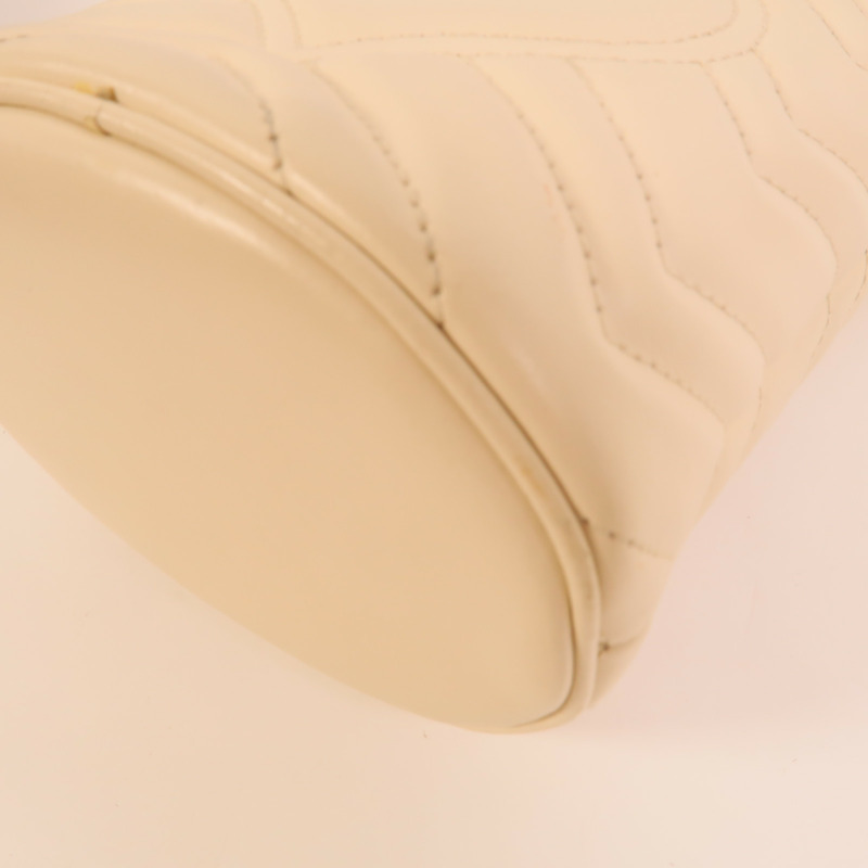 GUCCI 牛皮皮革GG Marmont Bucket鏈帶肩背袋-11