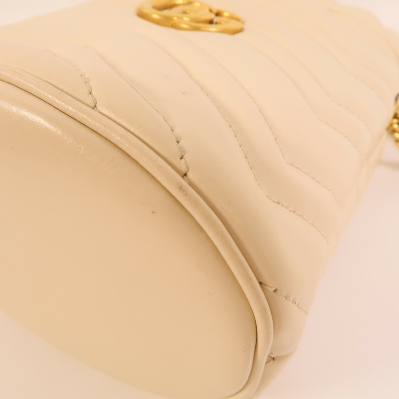 GUCCI 牛皮皮革GG Marmont Bucket鏈帶肩背袋-12