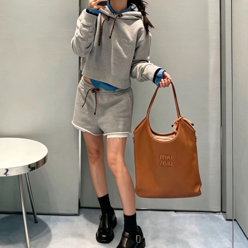 MiuMiu系千金風超限量低價中號ivy手提包肩背包托特包 🪗-31