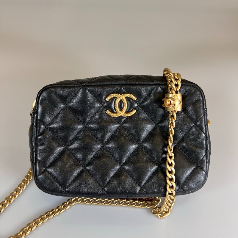 CHANEL 相機包調節扣黑金 晶片款-1