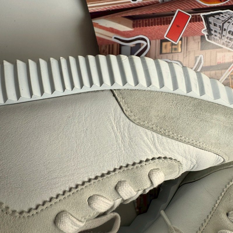 Hermes 白色拼黑休閒鞋38👟-6