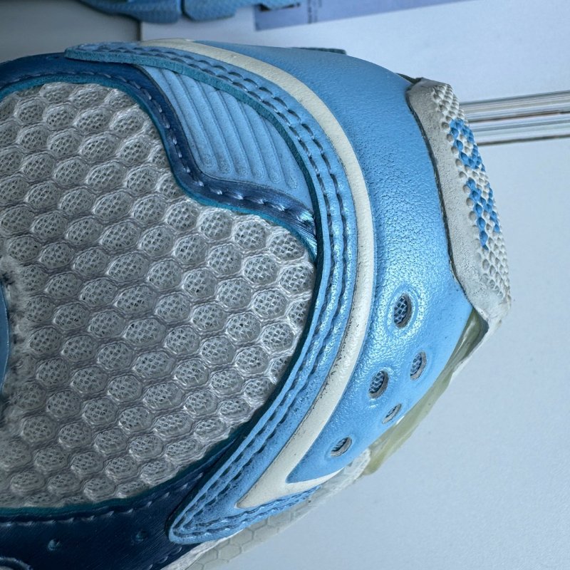 ❤️‍🔥上腳超顯細 Balenciaga 淺藍色老爹鞋38-5