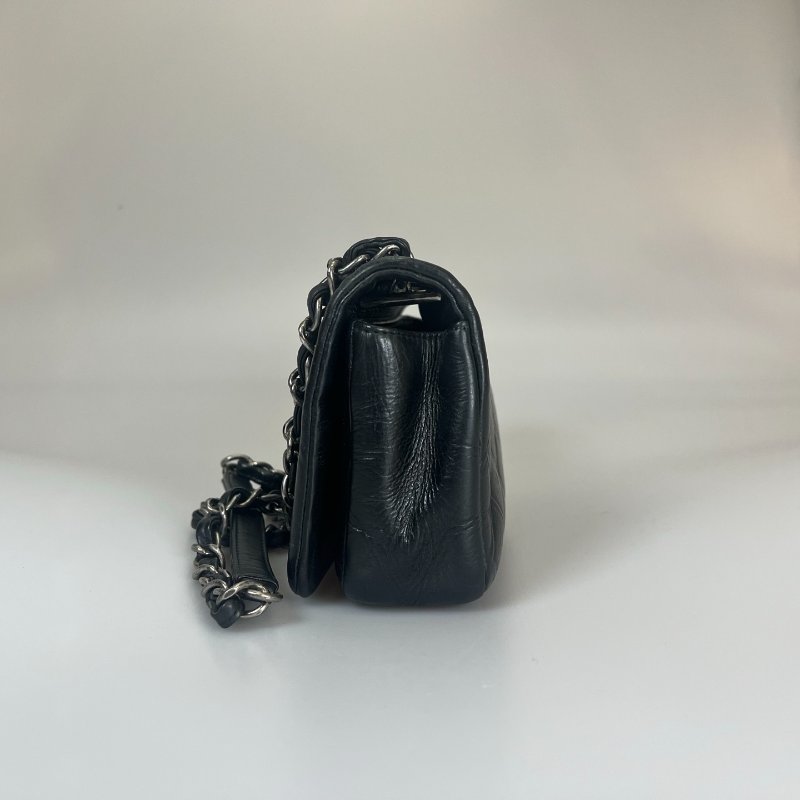 CHANEL 季節款肩背包牛皮黑 保卡款18開-3