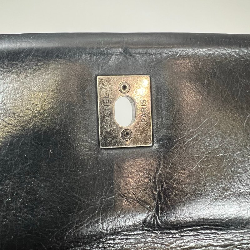 CHANEL 季節款肩背包牛皮黑 保卡款18開-9