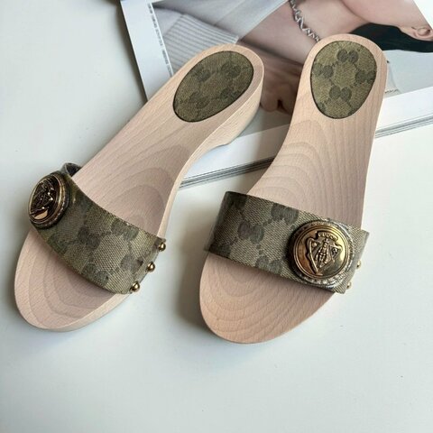 ✨全網最低 Gucci 米白拼烏木色經典花紋拖鞋35.5