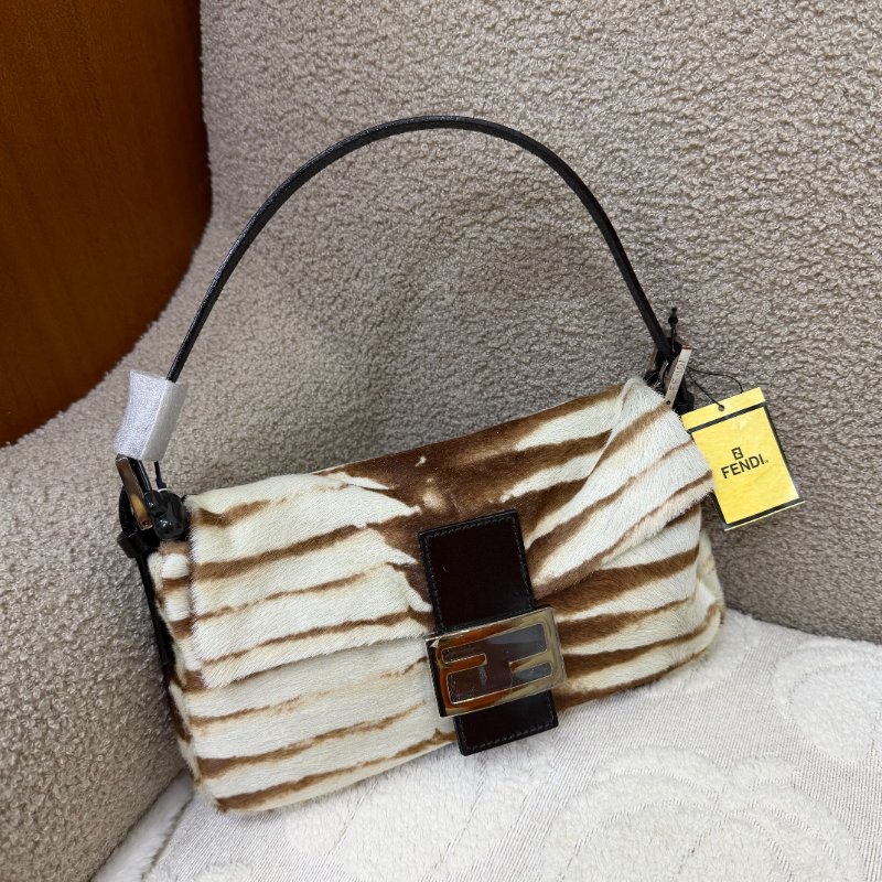 中古 芬迪 Fendi 動物印花 Animal Print 小馬毛 Pony Hair Baguette 法棍包 棕白色手袋-0