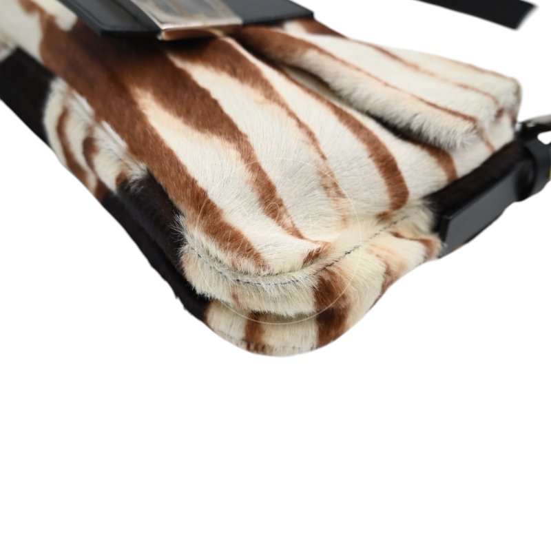 中古 芬迪 Fendi 動物印花 Animal Print 小馬毛 Pony Hair Baguette 法棍包 棕白色手袋-12