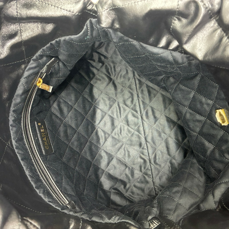 黑色 牛皮 22 中號 肩背包 金釦【CHANEL 香奈兒】 AS3261-3