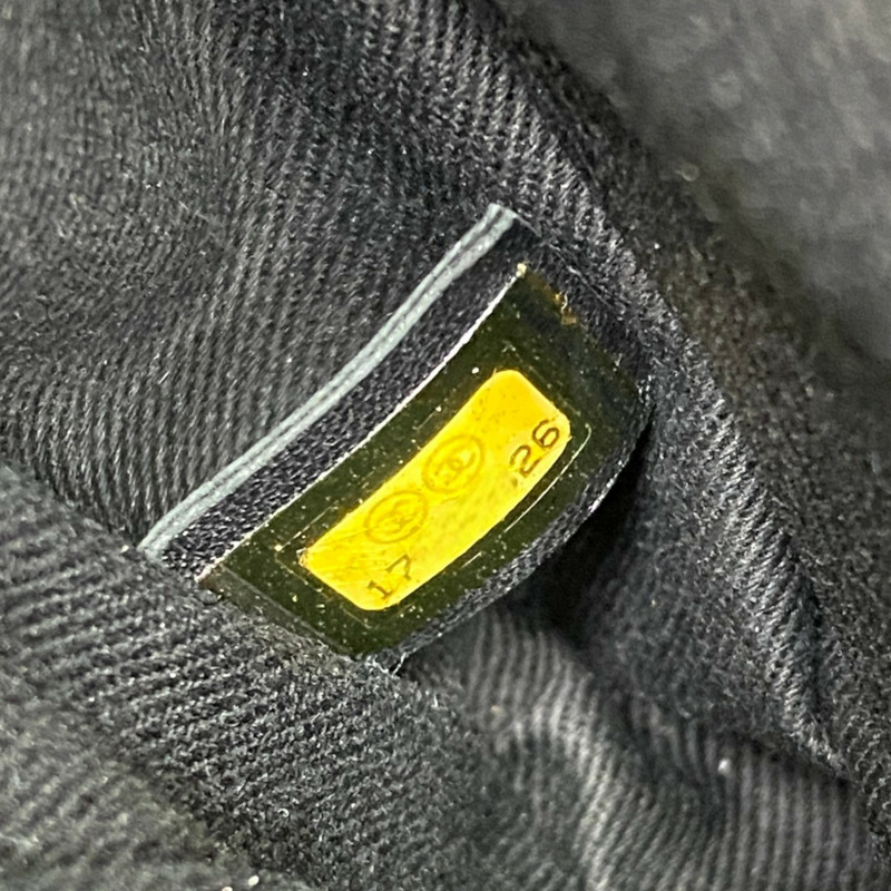 黑色 荔枝紋牛皮 Globe Trotter Flap Bag 肩背包【CHANEL 香奈兒】-5