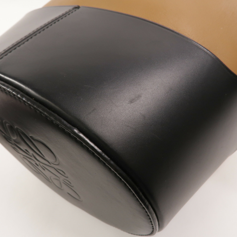 LOEWE 牛皮皮革Balloon Bucket Medium手挽肩背兩用袋-12