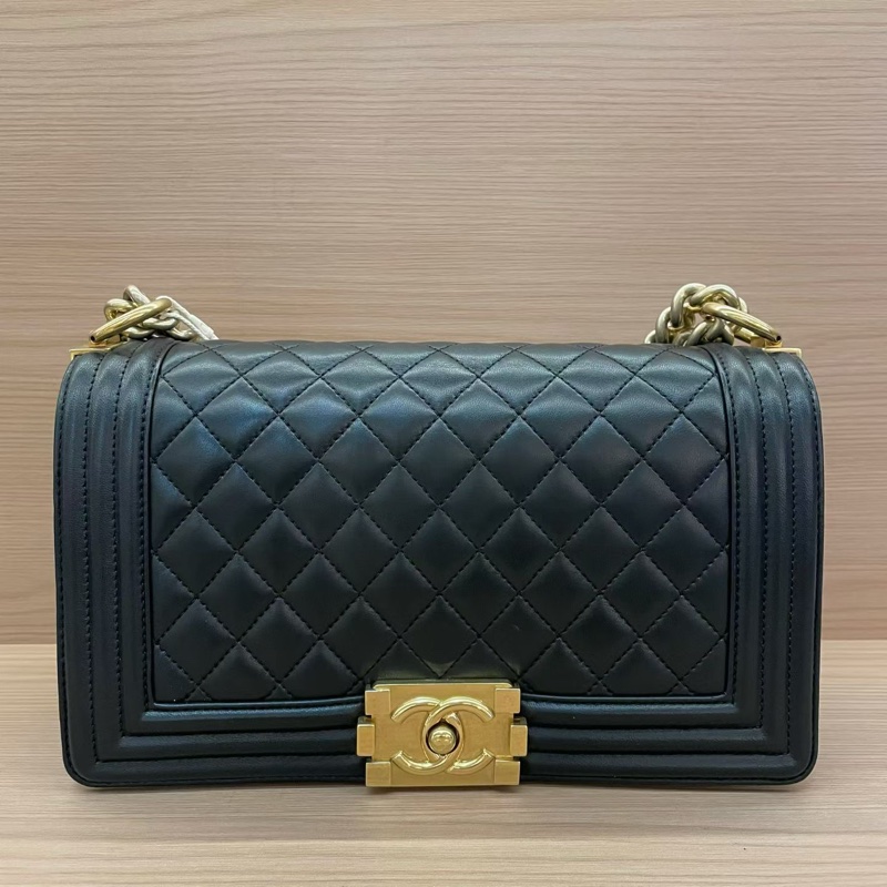 Chanel 黑金 LEBOY 2016年 21開 中號 牛皮经典菱格鏈條包 有塵袋 無卡無盒子 尺寸底長25*高15*寬8*-0