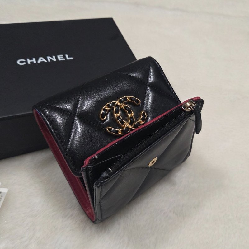 香奈兒CHANEL19經典菱格皮穿鍊黑金拉鍊零錢包三折短夾/ 皮夾-3