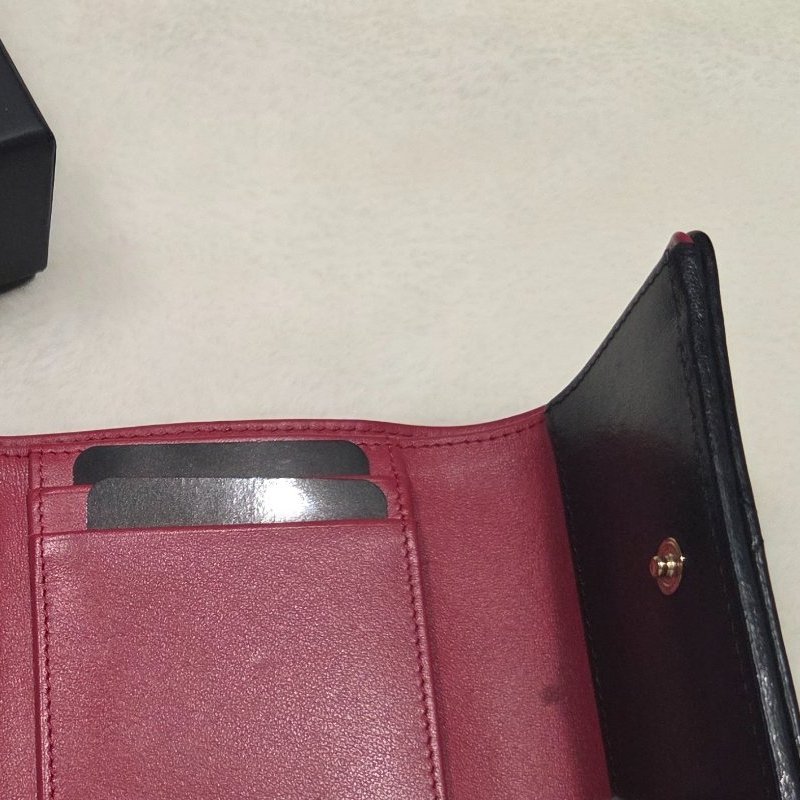 香奈兒CHANEL19經典菱格皮穿鍊黑金拉鍊零錢包三折短夾/ 皮夾-9