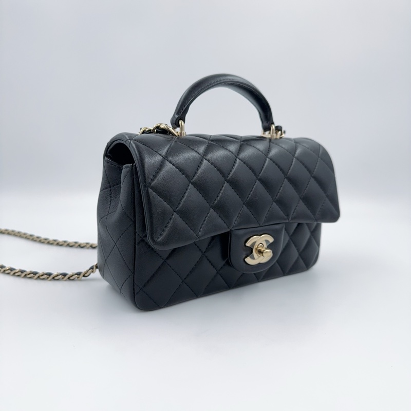 CHANEL黑色羊皮淡金釦手把20cm coco AS2431（膠膜還在！）-5