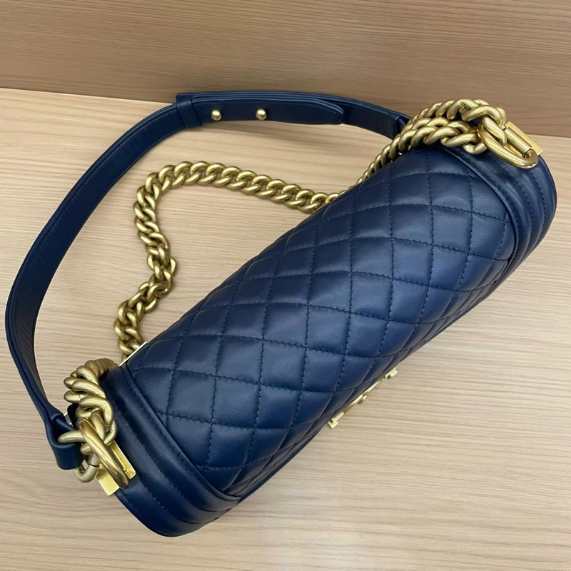 Chanel 藍金 LEBOY 羊皮 中號 菱格金扣鏈條包 有卡 有塵袋 無盒子 尺寸底長25*高15寬8*-4
