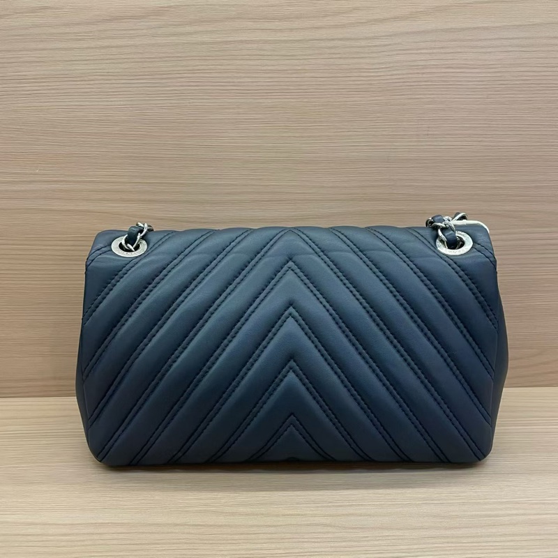 Chanel/藍銀羊皮中號v纹翻盖包 CF 2016年 21開 有塵袋 無卡 無盒子 尺寸底長26*高15*-1