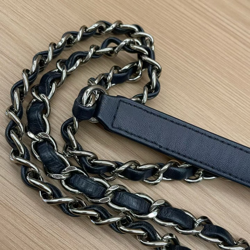 Chanel/藍銀羊皮中號v纹翻盖包 CF 2016年 21開 有塵袋 無卡 無盒子 尺寸底長26*高15*-8